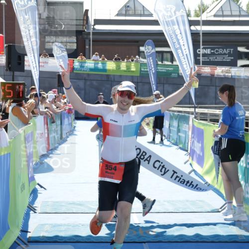 09.08.2026 - GEWOBA Citytriathlon Bremen Yannick Fuchs http://msf.ph/oto/9935479 09.08.2026 14:51:14 Ziel 30, 554, 1020, 1020 meine-sportfotos.de