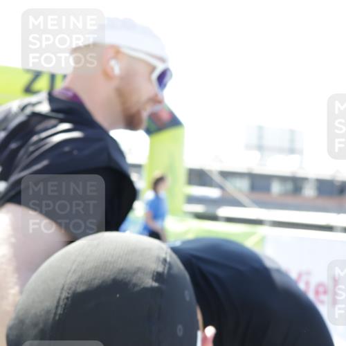 09.08.2026 - GEWOBA Citytriathlon Bremen Yannick Fuchs http://msf.ph/oto/9935553 09.08.2026 14:51:26 Ziel  meine-sportfotos.de
