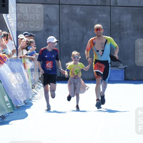 09.08.2026 - GEWOBA Citytriathlon Bremen Yannick Fuchs http://msf.ph/oto/9935610 09.08.2026 14:52:18 Ziel  meine-sportfotos.de