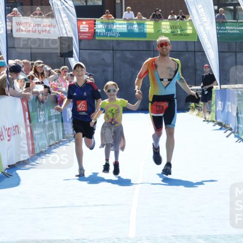 09.08.2026 - GEWOBA Citytriathlon Bremen Yannick Fuchs http://msf.ph/oto/9935624 09.08.2026 14:52:22 Ziel 753 meine-sportfotos.de