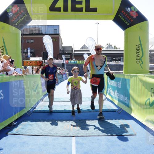 09.08.2026 - GEWOBA Citytriathlon Bremen Yannick Fuchs http://msf.ph/oto/9935637 09.08.2026 14:52:25 Ziel 753 meine-sportfotos.de