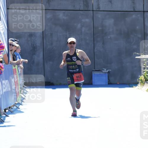 09.08.2026 - GEWOBA Citytriathlon Bremen Yannick Fuchs http://msf.ph/oto/9935650 09.08.2026 14:52:39 Ziel  meine-sportfotos.de