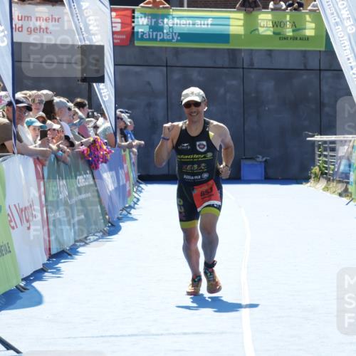 09.08.2026 - GEWOBA Citytriathlon Bremen Yannick Fuchs http://msf.ph/oto/9935657 09.08.2026 14:52:43 Ziel 853 meine-sportfotos.de