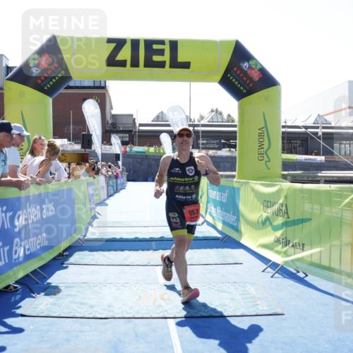 09.08.2026 - GEWOBA Citytriathlon Bremen Yannick Fuchs http://msf.ph/oto/9935668 09.08.2026 14:52:47 Ziel 853 meine-sportfotos.de