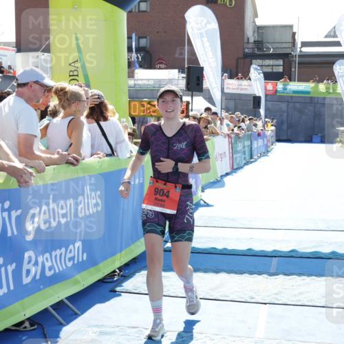 09.08.2026 - GEWOBA Citytriathlon Bremen Yannick Fuchs http://msf.ph/oto/9935677 09.08.2026 14:53:27 Ziel 904 meine-sportfotos.de