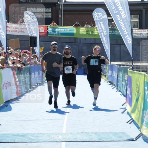 09.08.2026 - GEWOBA Citytriathlon Bremen Yannick Fuchs http://msf.ph/oto/9935688 09.08.2026 14:54:12 Ziel 1141 meine-sportfotos.de