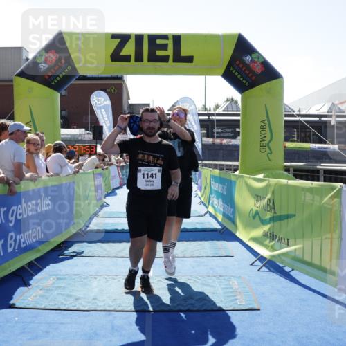 09.08.2026 - GEWOBA Citytriathlon Bremen Yannick Fuchs http://msf.ph/oto/9935708 09.08.2026 14:54:16 Ziel 1141 meine-sportfotos.de