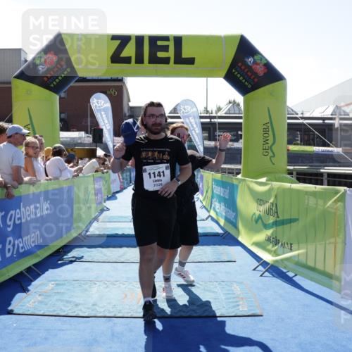 09.08.2026 - GEWOBA Citytriathlon Bremen Yannick Fuchs http://msf.ph/oto/9935710 09.08.2026 14:54:16 Ziel 1141 meine-sportfotos.de