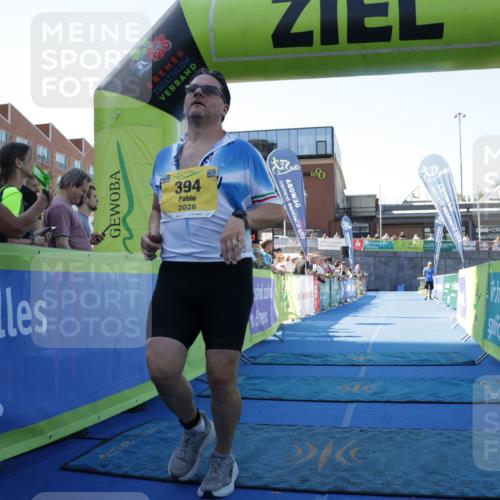 09.08.2026 - GEWOBA Citytriathlon Bremen Yannick Fuchs http://msf.ph/oto/9935810 09.08.2026 11:41:12 Ziel 45, 394 meine-sportfotos.de
