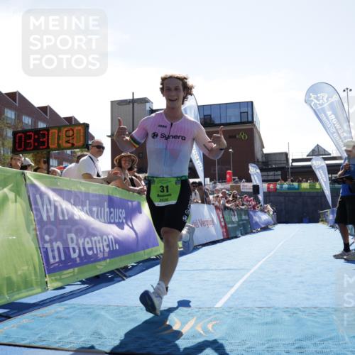 09.08.2026 - GEWOBA Citytriathlon Bremen Yannick Fuchs http://msf.ph/oto/9935813 09.08.2026 14:56:24 Ziel 31 meine-sportfotos.de