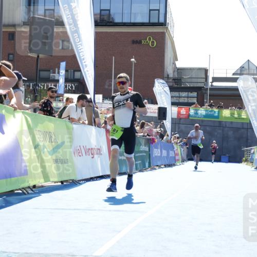 09.08.2026 - GEWOBA Citytriathlon Bremen Yannick Fuchs http://msf.ph/oto/9935822 09.08.2026 14:56:38 Ziel 141, 181 meine-sportfotos.de