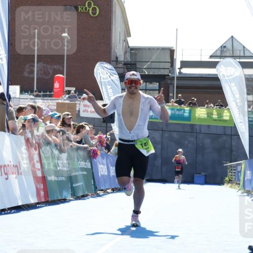 09.08.2026 - GEWOBA Citytriathlon Bremen Yannick Fuchs http://msf.ph/oto/9935829 09.08.2026 14:56:41 Ziel 141, 181 meine-sportfotos.de