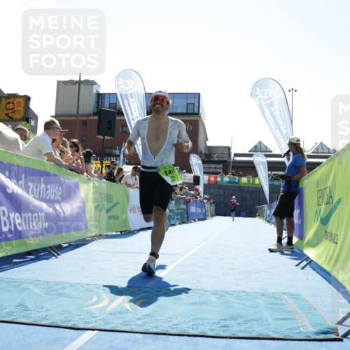 09.08.2026 - GEWOBA Citytriathlon Bremen Yannick Fuchs http://msf.ph/oto/9935836 09.08.2026 14:56:42 Ziel 141, 181 meine-sportfotos.de