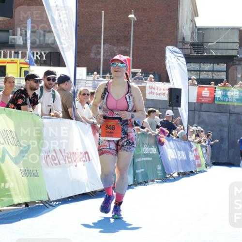 09.08.2026 - GEWOBA Citytriathlon Bremen Yannick Fuchs http://msf.ph/oto/9935870 09.08.2026 14:57:49 Ziel 946 meine-sportfotos.de