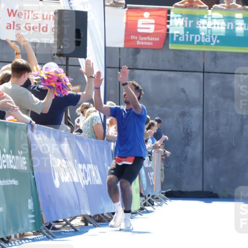 09.08.2026 - GEWOBA Citytriathlon Bremen Yannick Fuchs http://msf.ph/oto/9935884 09.08.2026 14:57:55 Ziel 946 meine-sportfotos.de