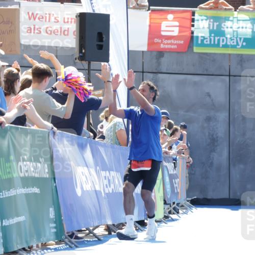 09.08.2026 - GEWOBA Citytriathlon Bremen Yannick Fuchs http://msf.ph/oto/9935885 09.08.2026 14:57:55 Ziel 946 meine-sportfotos.de