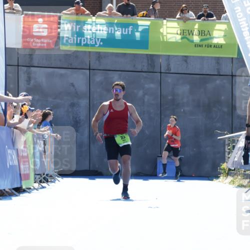 09.08.2026 - GEWOBA Citytriathlon Bremen Yannick Fuchs http://msf.ph/oto/9935908 09.08.2026 14:58:34 Ziel 23 meine-sportfotos.de