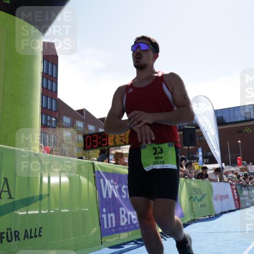 09.08.2026 - GEWOBA Citytriathlon Bremen Yannick Fuchs http://msf.ph/oto/9935925 09.08.2026 14:58:40 Ziel 23, 905 meine-sportfotos.de