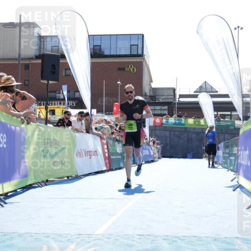 09.08.2026 - GEWOBA Citytriathlon Bremen Yannick Fuchs http://msf.ph/oto/9935940 09.08.2026 14:58:46 Ziel 188, 905 meine-sportfotos.de