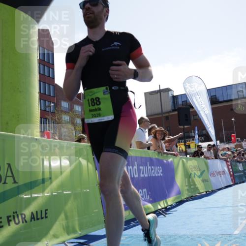 09.08.2026 - GEWOBA Citytriathlon Bremen Yannick Fuchs http://msf.ph/oto/9935947 09.08.2026 14:58:48 Ziel 188, 905 meine-sportfotos.de