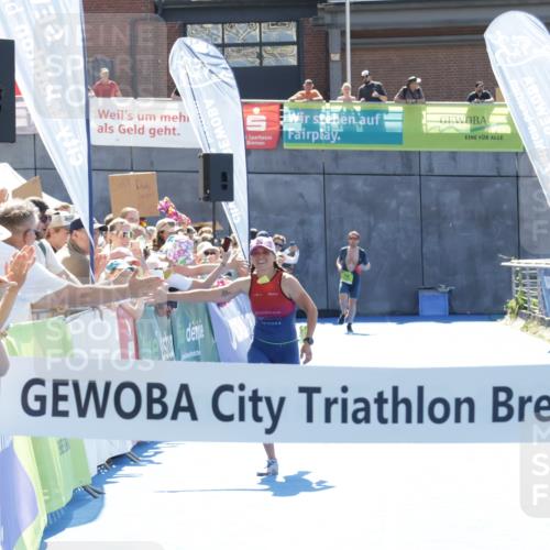 09.08.2026 - GEWOBA Citytriathlon Bremen Yannick Fuchs http://msf.ph/oto/9935979 09.08.2026 14:59:40 Ziel 331 meine-sportfotos.de