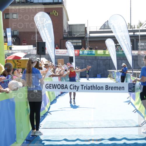 09.08.2026 - GEWOBA Citytriathlon Bremen Yannick Fuchs http://msf.ph/oto/9935983 09.08.2026 14:59:41 Ziel 331 meine-sportfotos.de