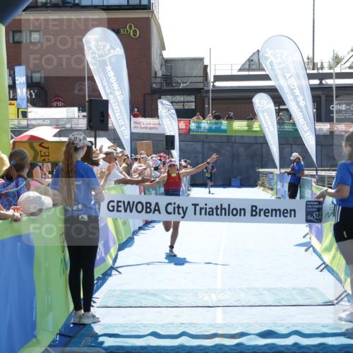 09.08.2026 - GEWOBA Citytriathlon Bremen Yannick Fuchs http://msf.ph/oto/9935984 09.08.2026 14:59:41 Ziel 331 meine-sportfotos.de