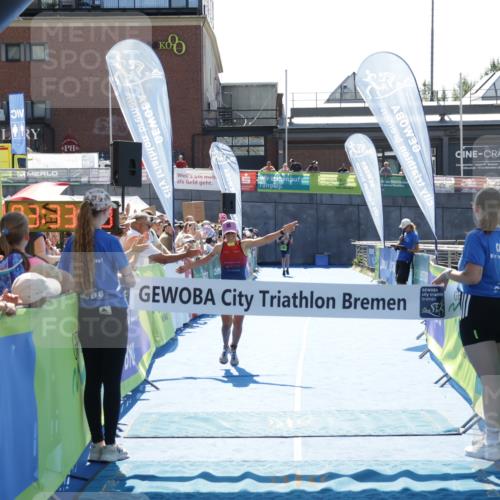 09.08.2026 - GEWOBA Citytriathlon Bremen Yannick Fuchs http://msf.ph/oto/9935985 09.08.2026 14:59:41 Ziel 331 meine-sportfotos.de