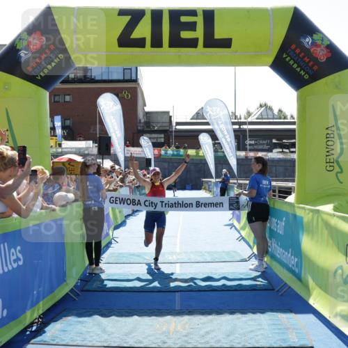 09.08.2026 - GEWOBA Citytriathlon Bremen Yannick Fuchs http://msf.ph/oto/9935990 09.08.2026 14:59:43 Ziel 331 meine-sportfotos.de