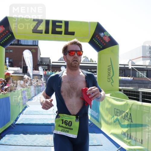 09.08.2026 - GEWOBA Citytriathlon Bremen Yannick Fuchs http://msf.ph/oto/9936011 09.08.2026 14:59:52 Ziel 160 meine-sportfotos.de
