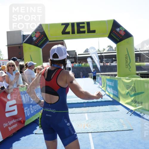 09.08.2026 - GEWOBA Citytriathlon Bremen Yannick Fuchs http://msf.ph/oto/9936016 09.08.2026 15:00:08 Ziel  meine-sportfotos.de
