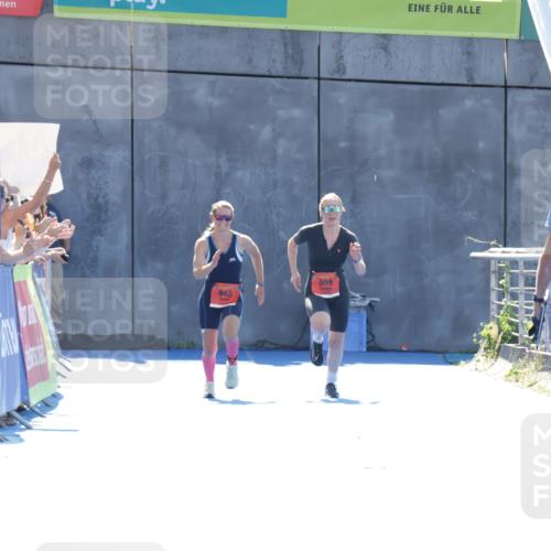 09.08.2026 - GEWOBA Citytriathlon Bremen Yannick Fuchs http://msf.ph/oto/9936060 09.08.2026 15:01:05 Ziel 16 meine-sportfotos.de