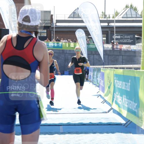 09.08.2026 - GEWOBA Citytriathlon Bremen Yannick Fuchs http://msf.ph/oto/9936071 09.08.2026 15:01:10 Ziel 909, 948 meine-sportfotos.de