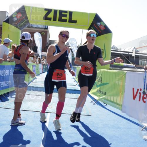 09.08.2026 - GEWOBA Citytriathlon Bremen Yannick Fuchs http://msf.ph/oto/9936078 09.08.2026 15:01:12 Ziel 120, 909, 948 meine-sportfotos.de