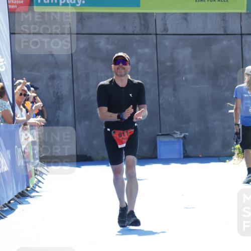 09.08.2026 - GEWOBA Citytriathlon Bremen Yannick Fuchs http://msf.ph/oto/9936090 09.08.2026 15:01:46 Ziel  meine-sportfotos.de