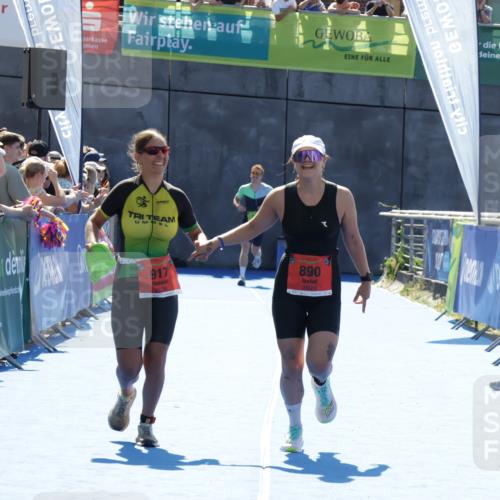 09.08.2026 - GEWOBA Citytriathlon Bremen Yannick Fuchs http://msf.ph/oto/9936148 09.08.2026 15:02:33 Ziel 890, 917 meine-sportfotos.de