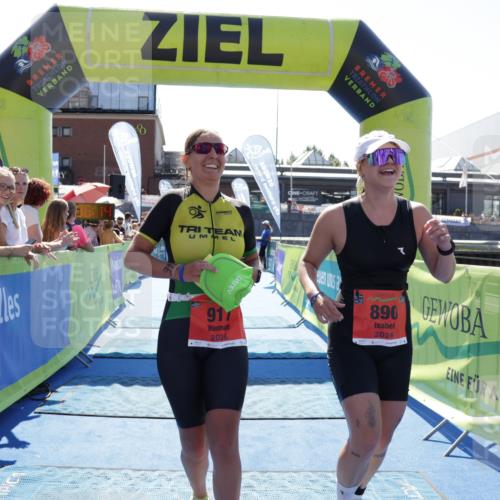 09.08.2026 - GEWOBA Citytriathlon Bremen Yannick Fuchs http://msf.ph/oto/9936160 09.08.2026 15:02:37 Ziel 32, 890, 917 meine-sportfotos.de