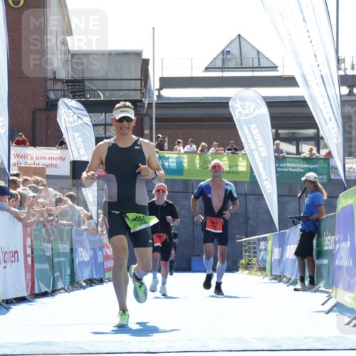 09.08.2026 - GEWOBA Citytriathlon Bremen Yannick Fuchs http://msf.ph/oto/9936194 09.08.2026 15:02:59 Ziel 401, 794, 993 meine-sportfotos.de