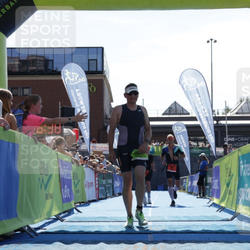 09.08.2026 - GEWOBA Citytriathlon Bremen Yannick Fuchs http://msf.ph/oto/9936197 09.08.2026 15:03:01 Ziel 401, 794, 993 meine-sportfotos.de