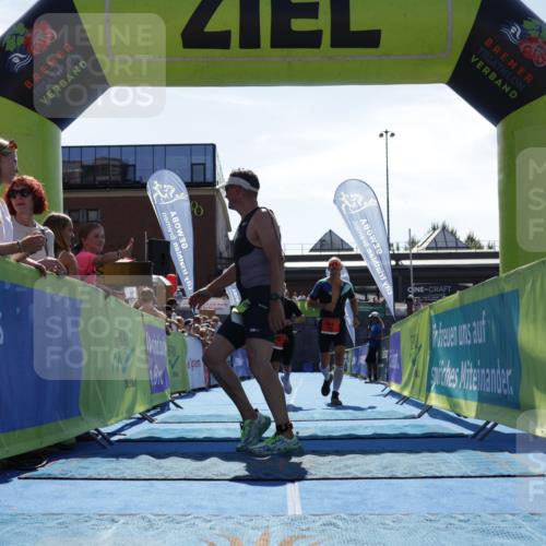 09.08.2026 - GEWOBA Citytriathlon Bremen Yannick Fuchs http://msf.ph/oto/9936199 09.08.2026 15:03:02 Ziel 401, 794, 993 meine-sportfotos.de