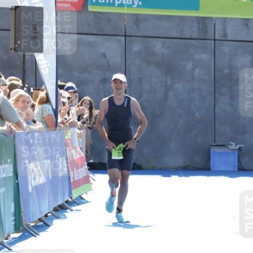 09.08.2026 - GEWOBA Citytriathlon Bremen Yannick Fuchs http://msf.ph/oto/9936226 09.08.2026 15:03:19 Ziel 433, 867 meine-sportfotos.de