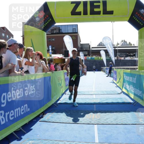 09.08.2026 - GEWOBA Citytriathlon Bremen Yannick Fuchs http://msf.ph/oto/9936235 09.08.2026 15:03:25 Ziel 433 meine-sportfotos.de