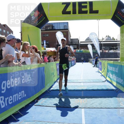 09.08.2026 - GEWOBA Citytriathlon Bremen Yannick Fuchs http://msf.ph/oto/9936236 09.08.2026 15:03:25 Ziel 433 meine-sportfotos.de