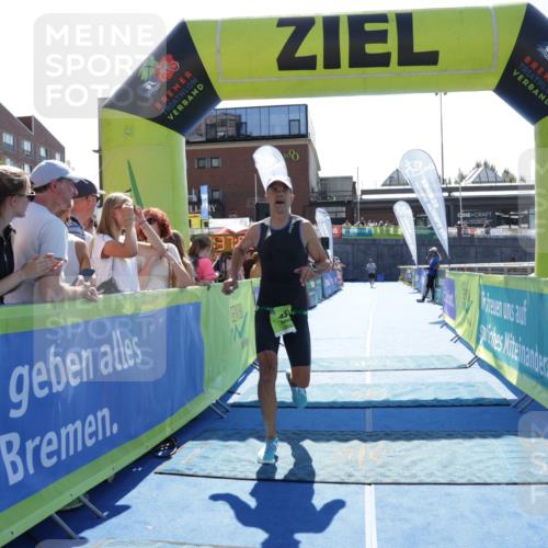 09.08.2026 - GEWOBA Citytriathlon Bremen Yannick Fuchs http://msf.ph/oto/9936237 09.08.2026 15:03:25 Ziel 433 meine-sportfotos.de
