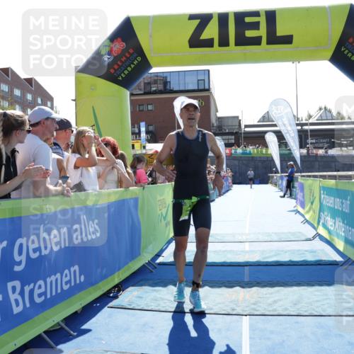 09.08.2026 - GEWOBA Citytriathlon Bremen Yannick Fuchs http://msf.ph/oto/9936238 09.08.2026 15:03:25 Ziel 433 meine-sportfotos.de