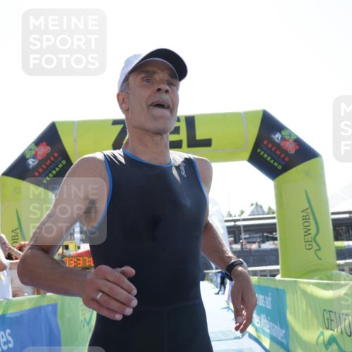 09.08.2026 - GEWOBA Citytriathlon Bremen Yannick Fuchs http://msf.ph/oto/9936244 09.08.2026 15:03:26 Ziel 433 meine-sportfotos.de