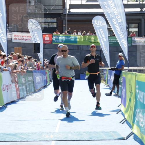 09.08.2026 - GEWOBA Citytriathlon Bremen Yannick Fuchs http://msf.ph/oto/9936250 09.08.2026 15:03:35 Ziel 112, 189, 724 meine-sportfotos.de