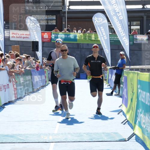 09.08.2026 - GEWOBA Citytriathlon Bremen Yannick Fuchs http://msf.ph/oto/9936251 09.08.2026 15:03:35 Ziel 112, 189, 724 meine-sportfotos.de