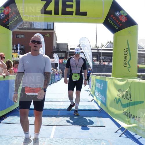 09.08.2026 - GEWOBA Citytriathlon Bremen Yannick Fuchs http://msf.ph/oto/9936262 09.08.2026 15:03:40 Ziel 112, 189, 724 meine-sportfotos.de