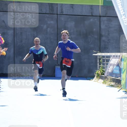 09.08.2026 - GEWOBA Citytriathlon Bremen Yannick Fuchs http://msf.ph/oto/9936269 09.08.2026 15:04:03 Ziel 564 meine-sportfotos.de